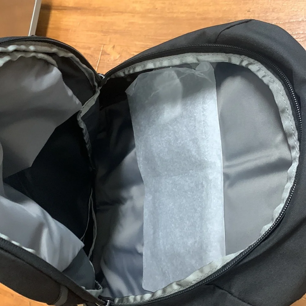 NWT The North Face Sunder Backpack